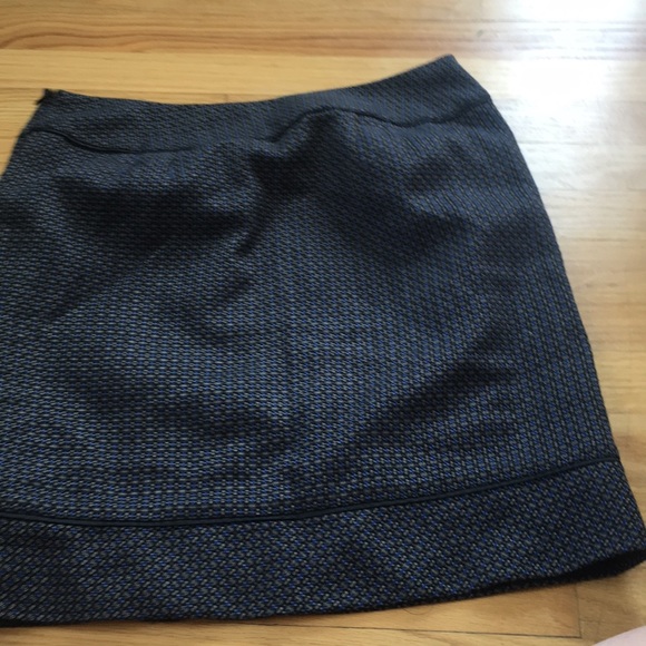 Ann Taylor skirt - Picture 2 of 3